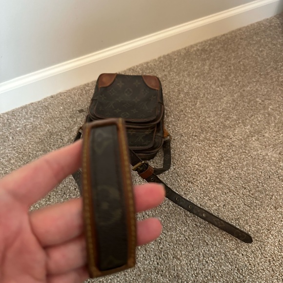 Vintage Louis Vuitton Amazone Cross Body Bag - Picture 8 of 10